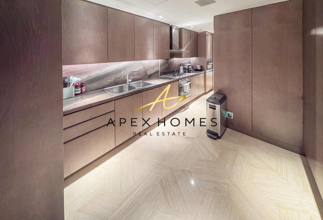 Fully Furnished | Beach Access | Available June photo 4