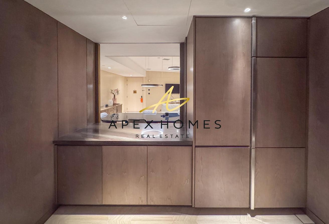 Fully Furnished | Beach Access | Available June photo 6