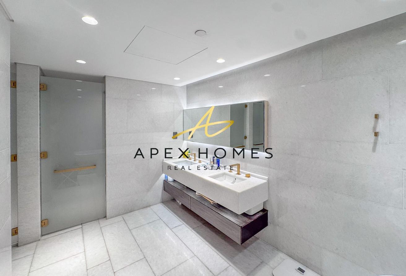 Fully Furnished | Beach Access | Available June photo 13