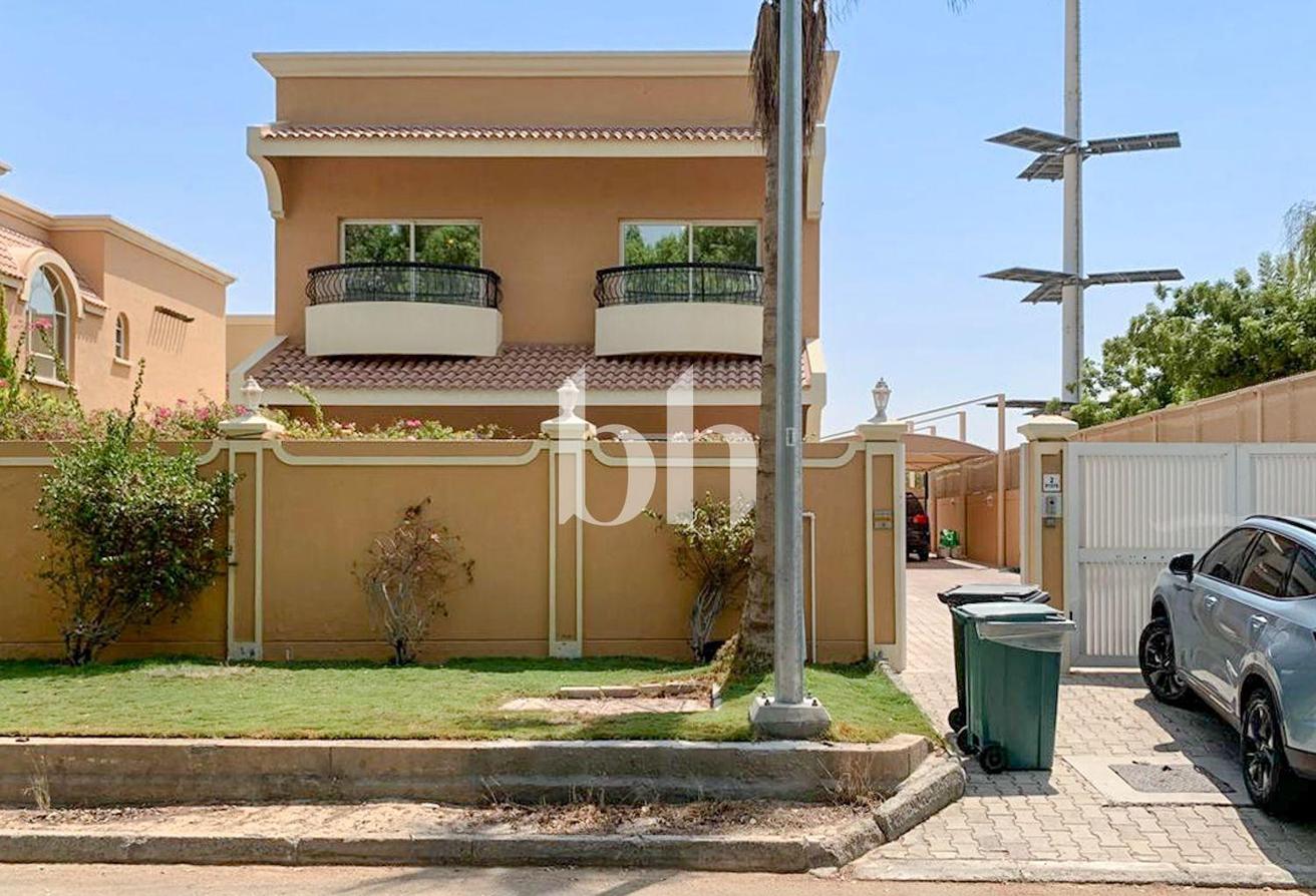 Renovated | Spacious | With Private Pool photo 3