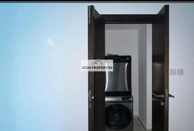 104700281 - Property Image 3