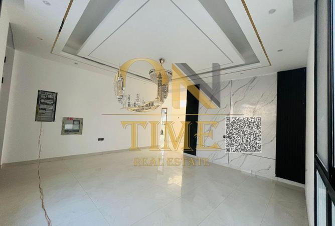 102411963 - Property Image 2