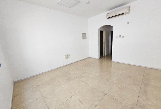 74260993 - Property Image 3