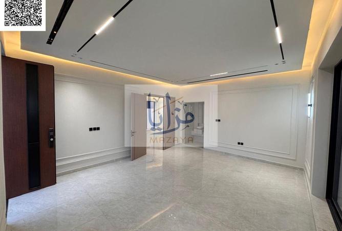 92270007 - Property Image 3