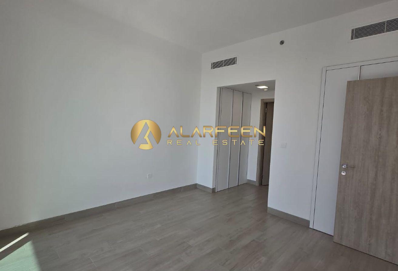 1BR Apartment | Best Ammenities | Park View photo 4