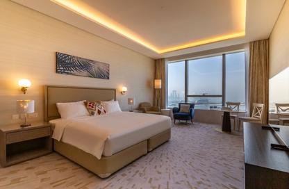 Apartment - Studio - 1 Bathroom for sale in The Palm Tower - Palm Jumeirah - Dubai