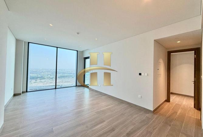 High Floor | Racecourse View | Ready to Move photo 2