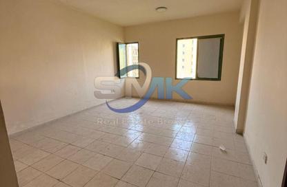 شقة - غرفة نوم - 1 حمام للايجار في K07 - طراز يوناني - المدينة العالمية - دبي شقة - غرفة نوم - 1 حمام للايجار في K07 - طراز يوناني - المدينة العالمية - دبي
