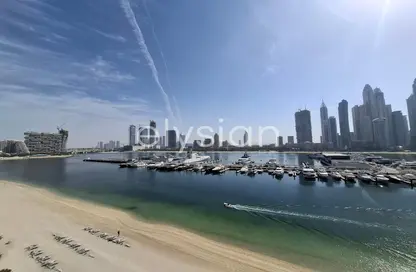 شقة - 2 غرف نوم - 3 حمامات للايجار في قصر الشاطئ - إعمار بيتشفرونت - دبي هاربور - دبي