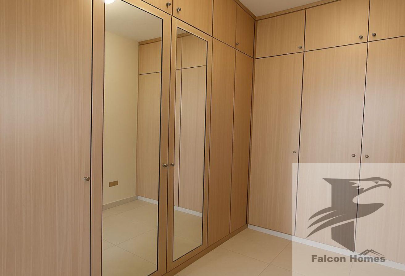 Well Maintained | 5BR Villa with Pool and Garden photo 25