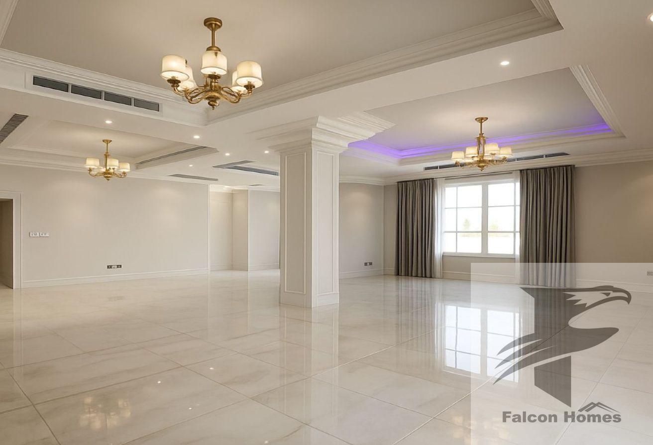 Well Maintained | 5BR Villa with Pool and Garden photo 8