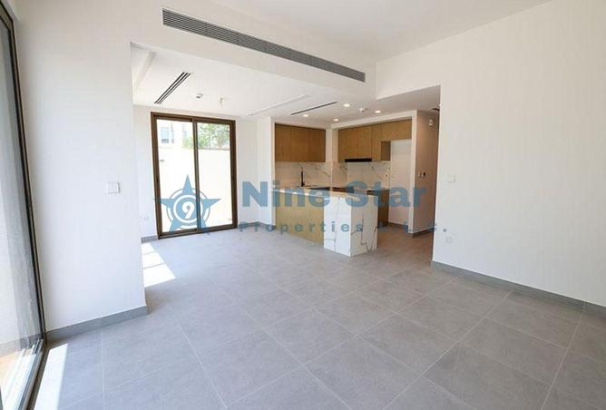 73111684 - Property Image 3