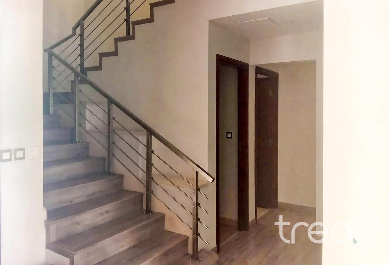 READY NOW | Large Corner Plot | Upgraded photo 10