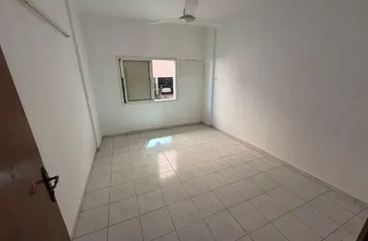 Apartment - 2 Bedrooms - 1 Bathroom for rent in Al Rumailah building - Al Rumailah 2 - Al Rumaila - Ajman