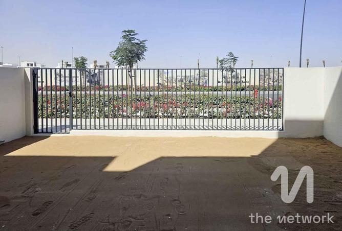 70684663 - صورة العقار 3