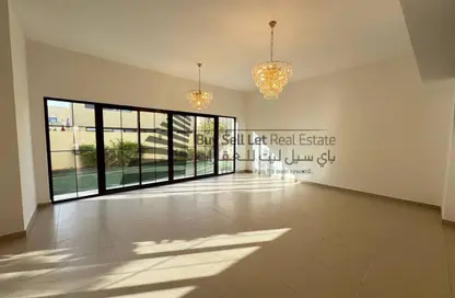 Villa - 4 Bedrooms - 5 Bathrooms for rent in Nad Al Sheba Villas - Nad Al Sheba 3 - Nad Al Sheba - Dubai