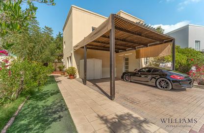 Villa - 3 Bedrooms - 3 Bathrooms for sale in Deema 3 - Deema - The Lakes - Dubai