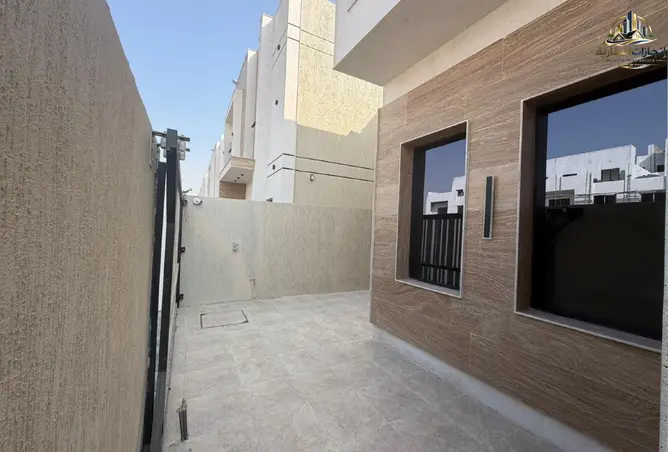 158220809 - Property Image 3