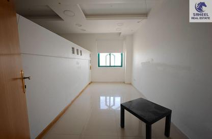 Office Space - Studio - 2 Bathrooms for rent in Dafan Al Nakheel - Ras Al Khaimah Office Space - Studio - 2 Bathrooms for rent in Dafan Al Nakheel - Ras Al Khaimah