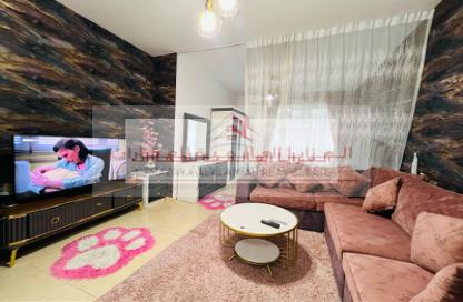 Apartment - Studio - 1 Bathroom for rent in Beach Tower 2 - Al Khan Lagoon - Al Khan - Sharjah