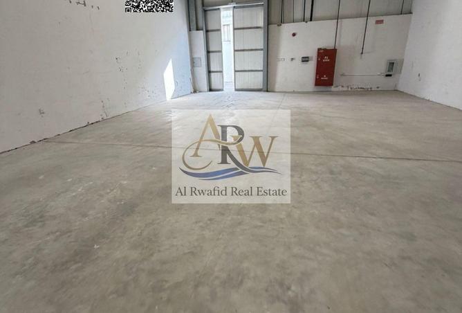 74240901 - Property Image 3