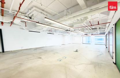 Office Space - Studio for rent in Emaar Business Park Building 3 - Emaar Business Park - Sheikh Zayed Road - Dubai