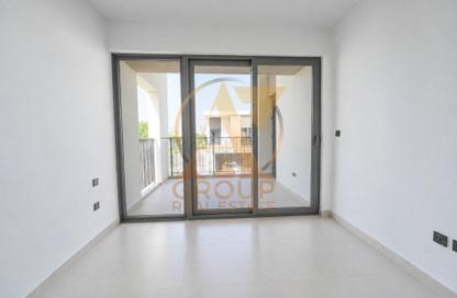 Villa - 4 - 5 for rent in Aura Gardens - Tilal Al Ghaf - Dubai