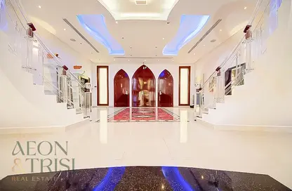 فيلا للايجار في E - قطاع - تلال الإمارات - دبي فيلا للايجار في E - قطاع - تلال الإمارات - دبي