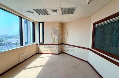 Office Space - Studio for rent in Al Majaz 1 - Al Majaz - Sharjah