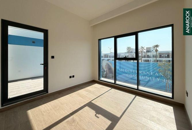 90906460 - Property Image 3
