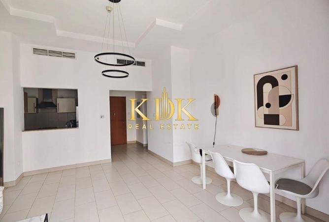 Fully Furnished | Pool View | Dishwasher & Storage