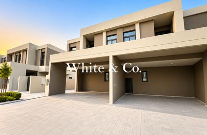 Townhouse - 4 - 6 for sale in South Bay 1 - South Bay - Residential District - Dubai South (Dubai World Central) - Dubai