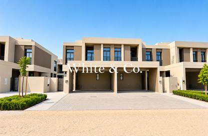 Townhouse - 4 - 6 for sale in South Bay 1 - South Bay - Residential District - Dubai South (Dubai World Central) - Dubai