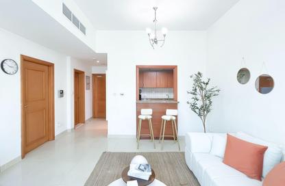 Apartment - 1 Bedroom - 1 Bathroom for rent in Marina Residence B - Marina Residence - Dubai Marina - Dubai