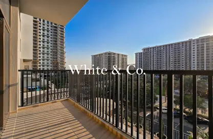 Apartment - 3 Bedrooms - 2 Bathrooms for sale in Jenna Main Square 2 - Jenna Main Square - Town Square - Dubai