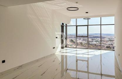 Apartment - 2 Bedrooms - 3 Bathrooms for rent in Royal Regency - Business Bay - Dubai
