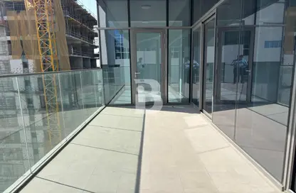 شقة - 2 غرف نوم - 3 حمامات للايجار في رويال ريجينسي - الخليج التجاري - دبي