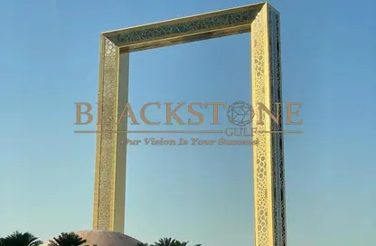 متجر - استوديو - 2 حمامات للايجار في بناية شيخ حمدان - الكرامة - دبي