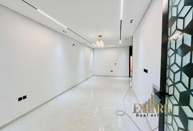 105109817 - Property Image 2