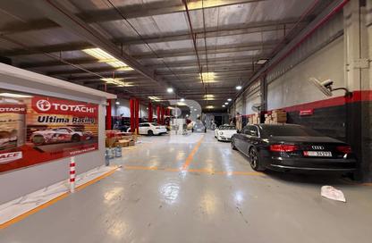 Warehouse - Studio for rent in Al Quoz 3 - Al Quoz - Dubai