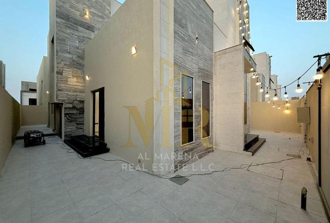 60161121 - Property Image 2