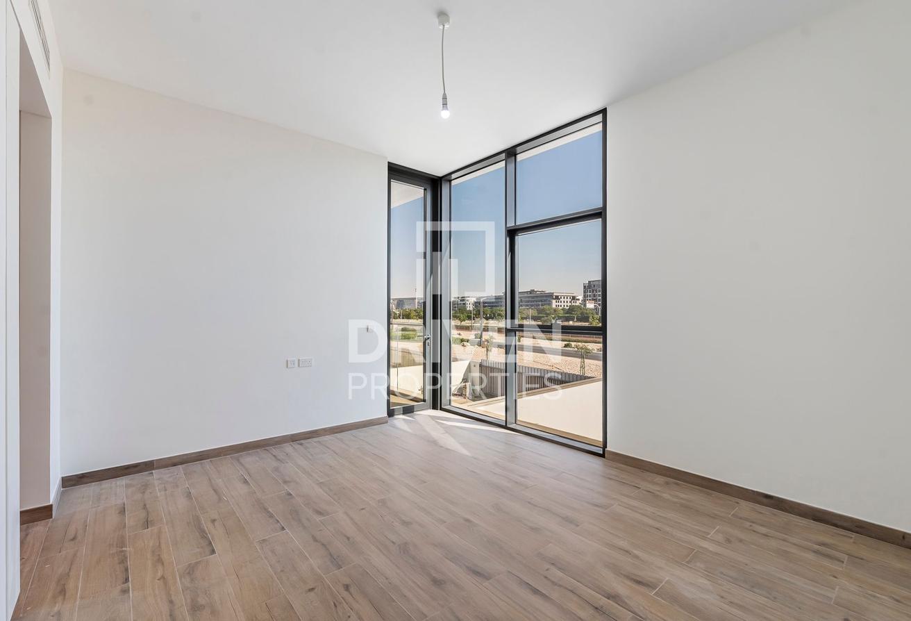 G+1 Brand New | Spacious Layout | Lagoon View photo 9