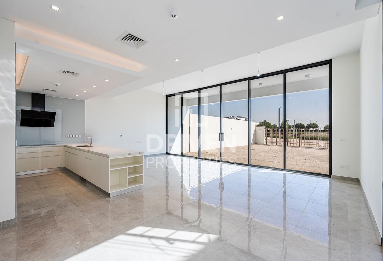G+1 Brand New | Spacious Layout | Lagoon View photo 4