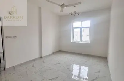 شقة - غرفة نوم - 2 حمامات للايجار في 2 المويهات - المويهات - عجمان شقة - غرفة نوم - 2 حمامات للايجار في 2 المويهات - المويهات - عجمان