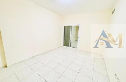 Apartment - 3 - 3 for rent in Al Nahda Complex - Al Nahda - Sharjah Apartment - 3 - 3 for rent in Al Nahda Complex - Al Nahda - Sharjah