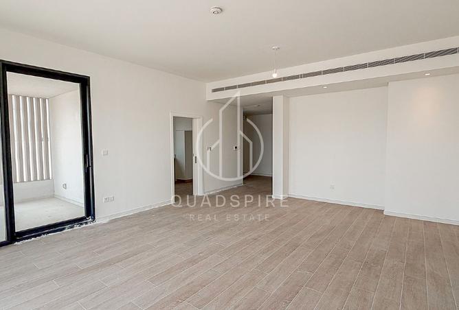 4BR Corner Unit | Premium Cluster | Negotiable photo 2