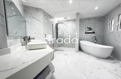 Villa - 4 Bedrooms - 6 Bathrooms for rent in Garden Homes Frond D - Garden Homes - Palm Jumeirah - Dubai
