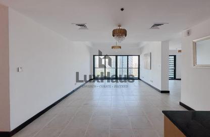 Apartment - 4 Bedrooms - 5 Bathrooms for rent in Goldcrest Views 1 - JLT Cluster V - Jumeirah Lake Towers - Dubai