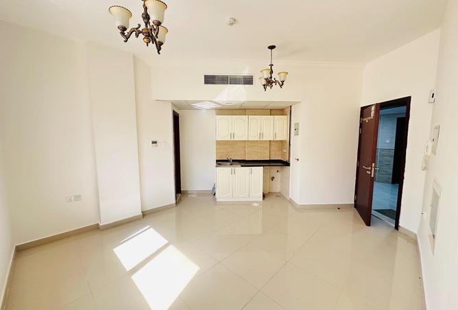 72719819 - Property Main Image