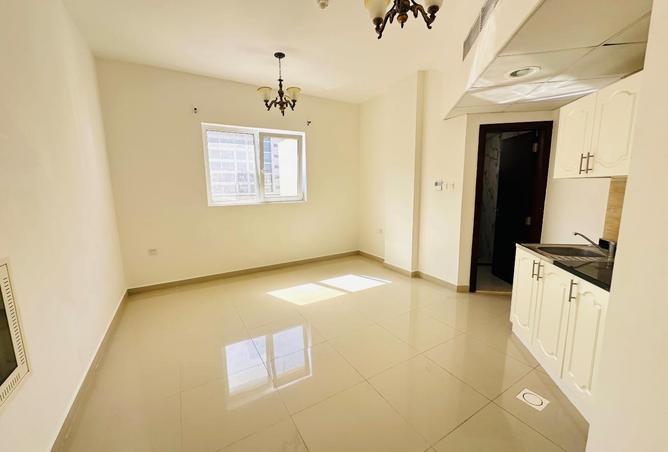 72719819 - Property Image 3